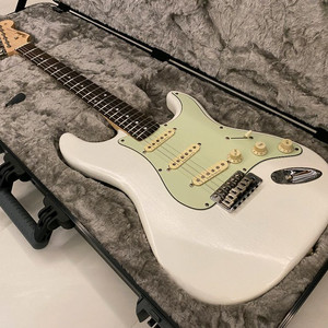 개인 커스텀 SSS 고스펙 스트라토캐스터 일렉기타 이미지