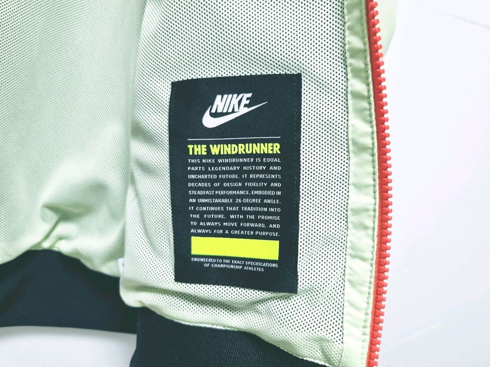 남성 상태굿 나이키 윈드러너 우븐 바람막이 트레이닝복 러닝복 후드집업자켓 이미지
