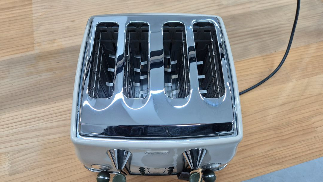 드롱기 4구 토스터 이미지