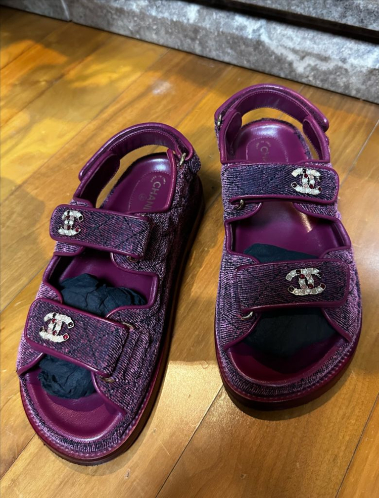 샤넬 공방벨크로 샌들 35사이즈 이미지