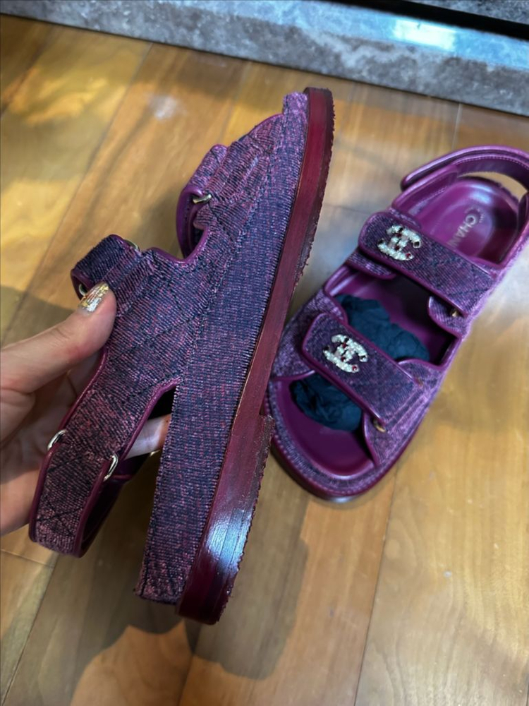 샤넬 공방벨크로 샌들 35사이즈 이미지