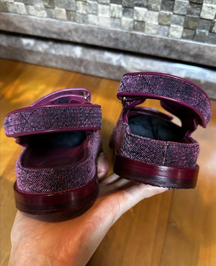 샤넬 공방벨크로 샌들 35사이즈 이미지