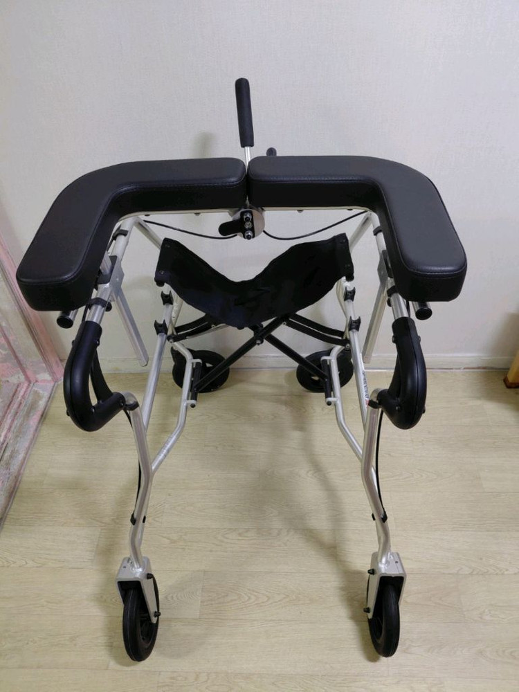 스카이훨 접이식 성인용 팔 지지대 보행기 이미지