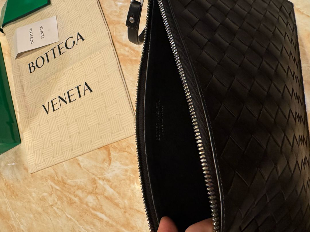 보테가베네타 인트레치아토 클러치백 이미지