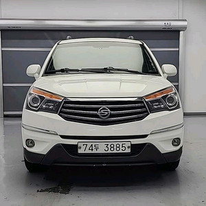 코란도투리스모4륜 이미지