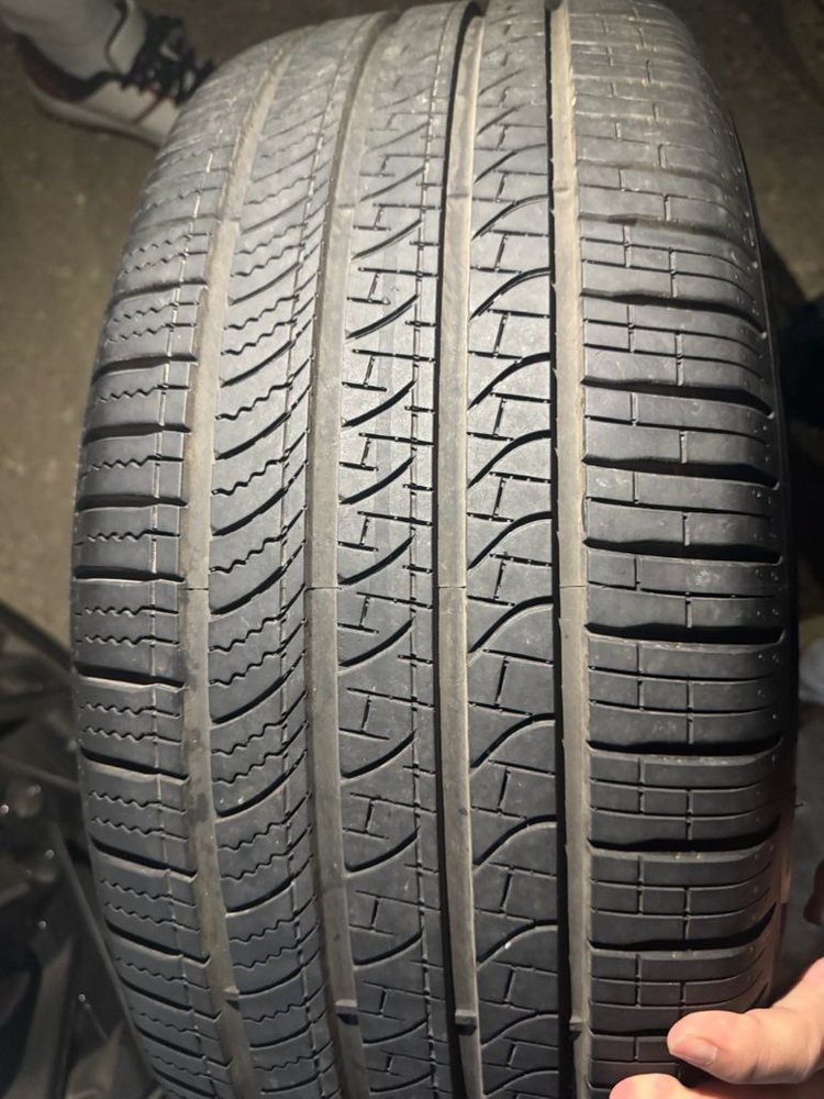 245 50 19 4개 피렐리 피제로 올시즌 타이어 이미지