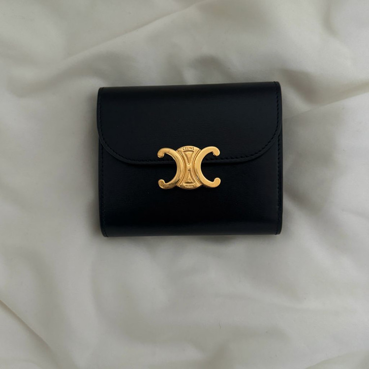 셀린느 트리옹프 반지갑 이미지