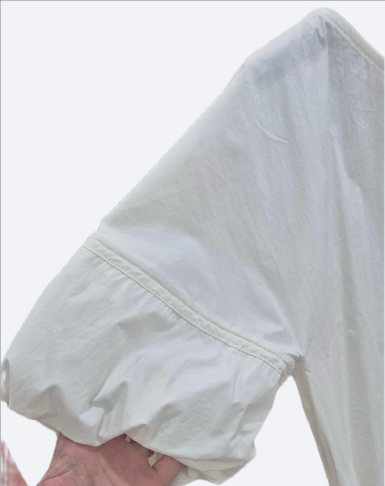 랑방콜렉션 벌룬 슬리브 탑 이미지