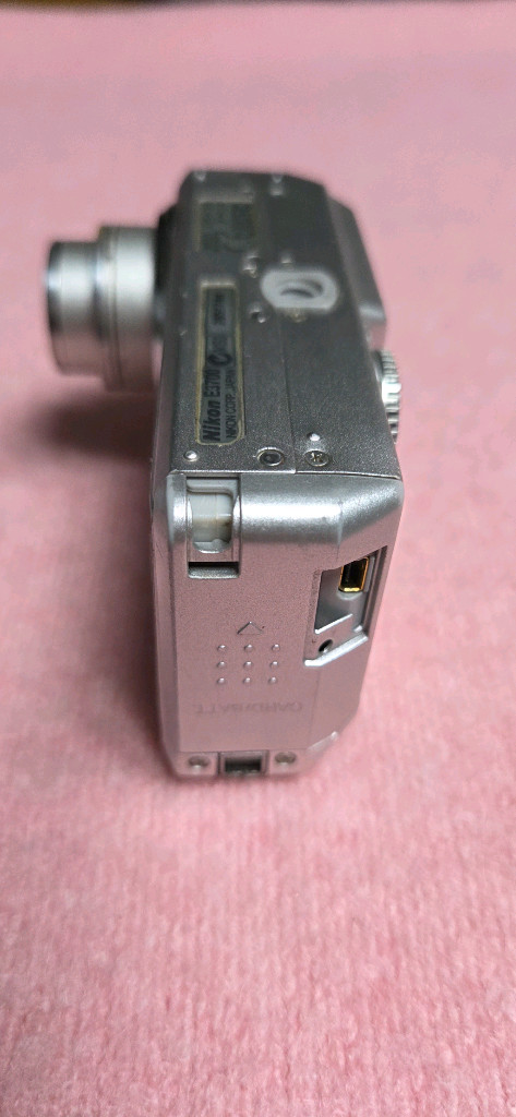 니콘쿨픽스 3700 디카 이미지