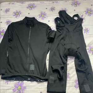 ykyw 빕숏 상하 셋트 판매합니다 이미지