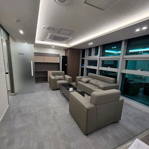 사무실 중형 소파 3+1+1 새상품 팝니다 이미지