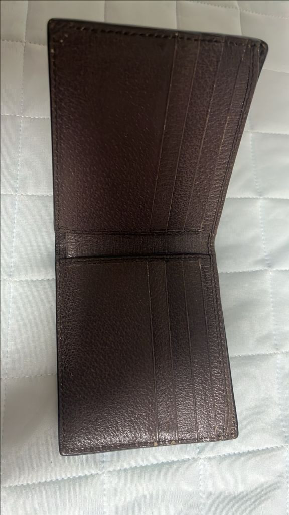 구찌 반지갑 이미지