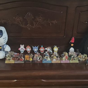 산리오 피규어 인형 키캡 키티 월레스와그로밋 아크릴 맥그로우 저금통 이미지