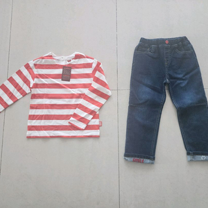 코코리따 130사이즈 공용봄상하셋트 새거 팔아요 이미지