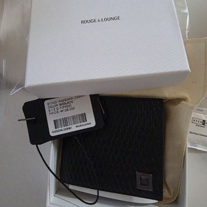 루즈앤라운지 남성 반지갑 블랙 새상품 정가 12만8천 이미지