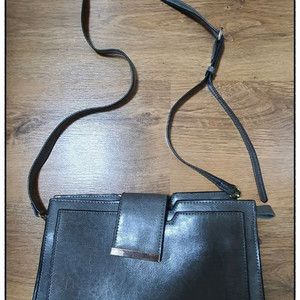 여성 가죽 크로스백 그레이 이미지