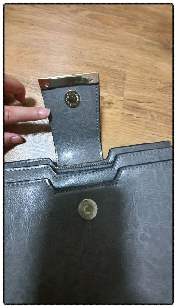 여성 가죽 크로스백 그레이 이미지