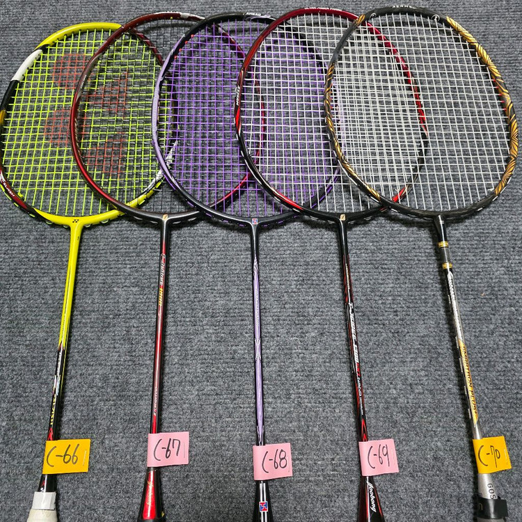 (평균택포4) 경기용 수리 카본 배드민턴 라켓 저렴히 판매합니다 이미지