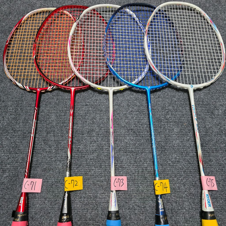 (평균택포4) 경기용 수리 카본 배드민턴 라켓 저렴히 판매합니다 이미지