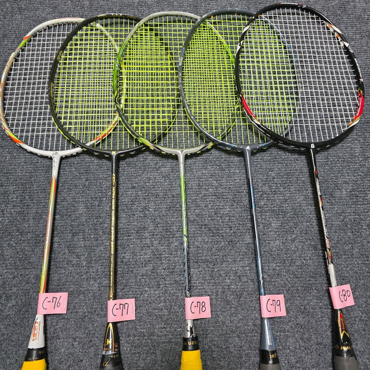 (평균택포4) 경기용 수리 카본 배드민턴 라켓 저렴히 판매합니다 이미지