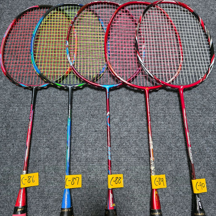 (평균택포4) 경기용 수리 카본 배드민턴 라켓 저렴히 판매합니다 이미지