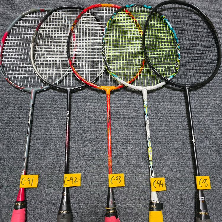 (평균택포4) 경기용 수리 카본 배드민턴 라켓 저렴히 판매합니다 이미지