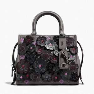 [코치]정가 140만원 여성 가방 로그 25 위드 티 로즈 숄더백 크로스백 토트백 이미지