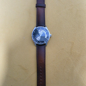 해밀턴 재즈마스터 오픈하트 녹판 42mm 판매합니다 이미지