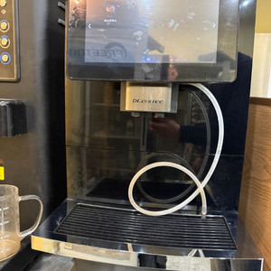 닥터커피 전자동 커피머신 이미지