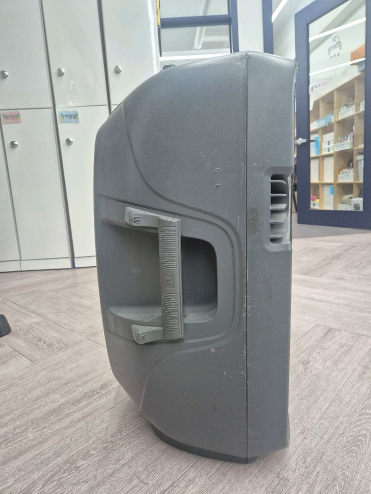 JBL EON315 액티브 스피커 1통만 팝니다 이미지