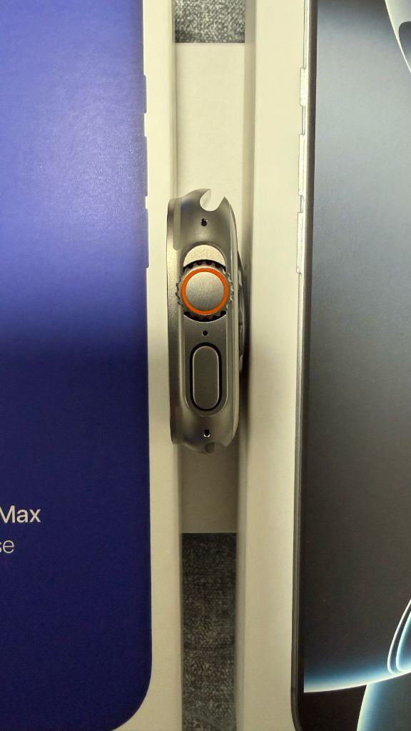 애플워치 울트라3 네추럴 티타늄49mm 트레일루프 이미지