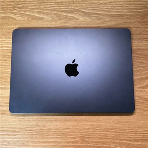 맥북에어 m2 미드나이트 13인치 기본형 이미지