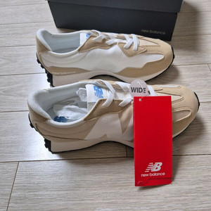 쿨거래시 6만택포! 미착용 새제품 정품 뉴발란스 327 편한 운동화 남아여아 공용 4계절 운동화 200 이미지