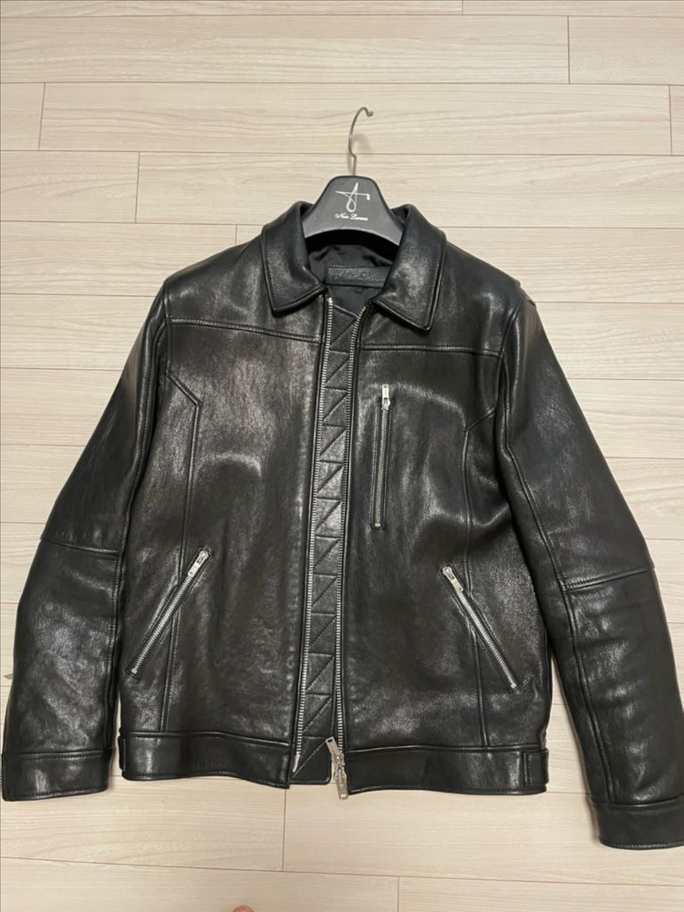느와르 라르메스 양가죽 스탠다드 자켓 46 판매합니다 이미지