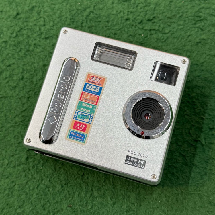 폴라로이드 디지털 카메라 PDC3070 실버 이미지