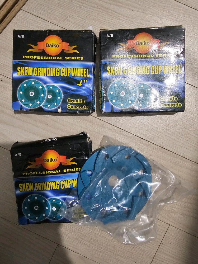 4인치 그라인더 평컵 휠 3개 이미지