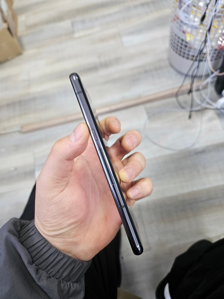 실사진S급 엘지V50 무잔상 정상해지단말기 중고폰 이미지