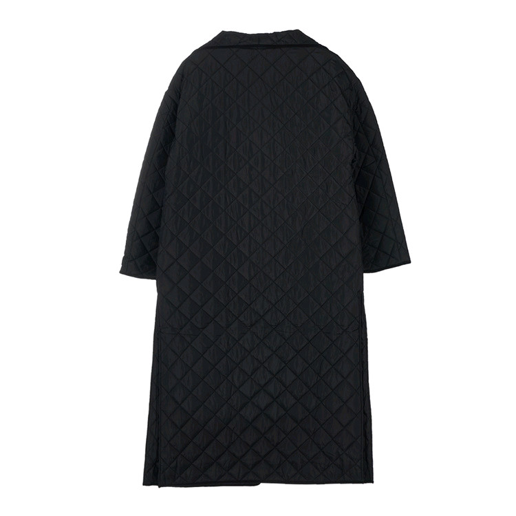 토템(TOTEM) 시그니처 퀼티드 코트 블랙 이미지