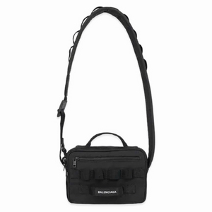 발렌시아가 아미 크로스바디백 판매합니다. 이미지