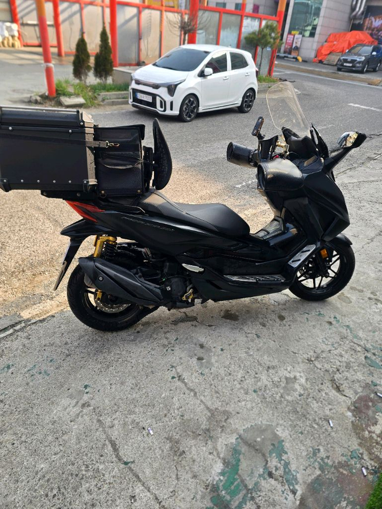 350cc 스쿠터 이미지