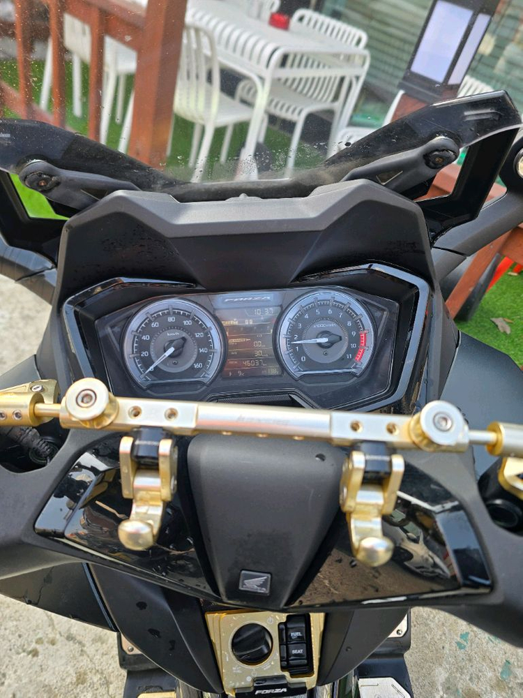 350cc 스쿠터 이미지
