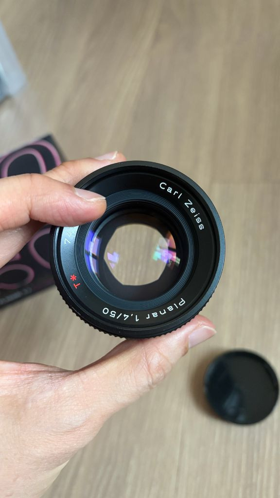 콘탁스 플라나 50mm f1.4 이미지