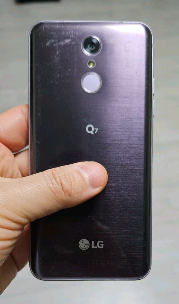 LG Q7 바이올렛 32GB 싸게 팝니다. 이미지