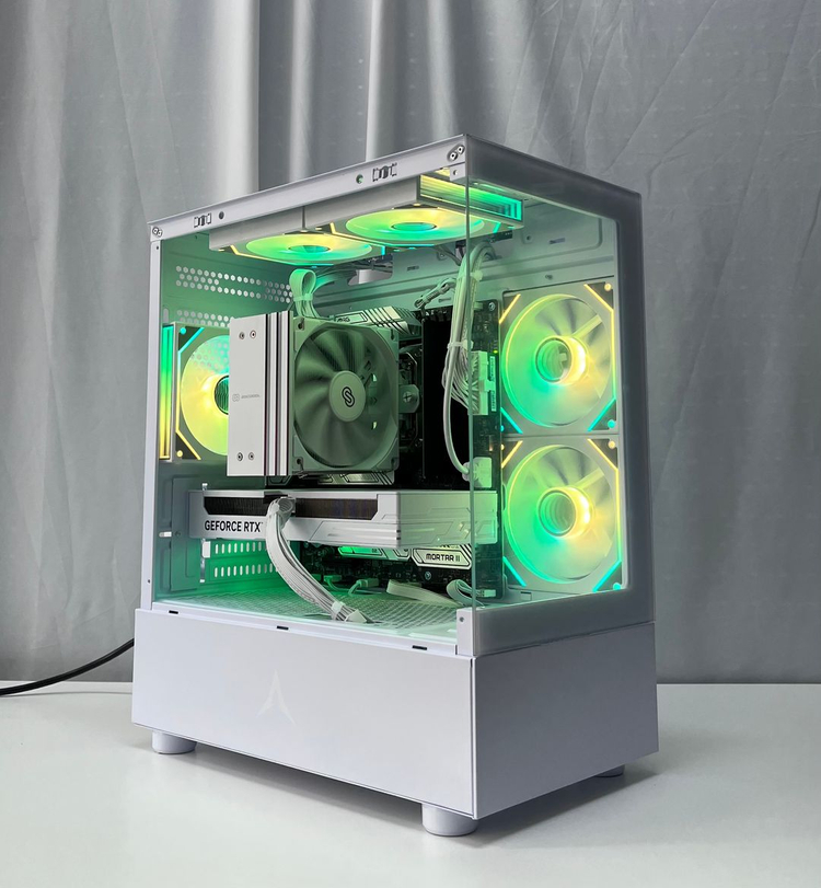 [새제품] I5 14400F + RTX 5060 노멀한 화이트 컨셉 컴퓨터 이미지