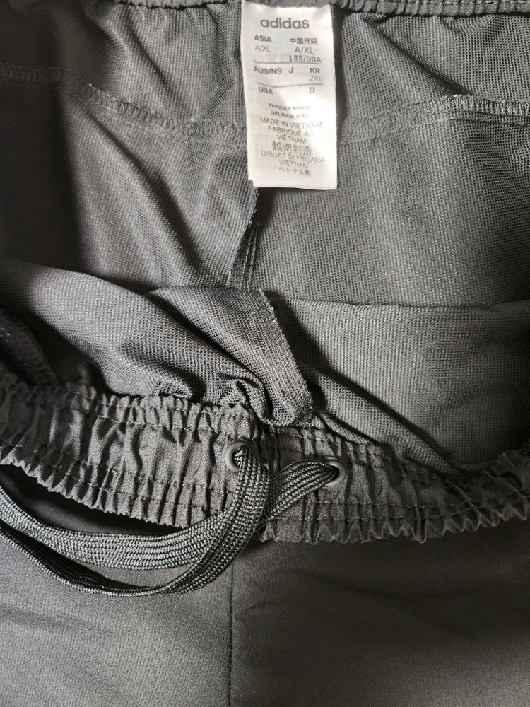 새상품급)아디다스 에센셜 3S 윈드러너 트레이닝 우븐 조거 팬츠 DQ3100 사이즈xxl스포츠웨어/하의/바지/남성용 이미지