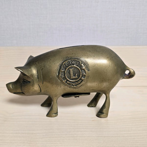 라이온스 클럽 국제협회 황동 돼지 저금통 이미지