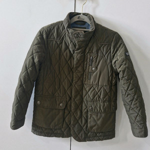 리바이스 키즈 135사이즈 퀼팅점퍼 자켓 간절기 패딩 이미지