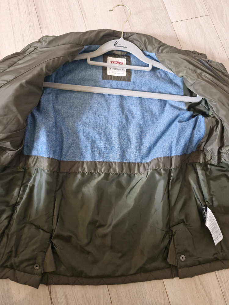 리바이스 키즈 135사이즈 퀼팅점퍼 자켓 간절기 패딩 이미지