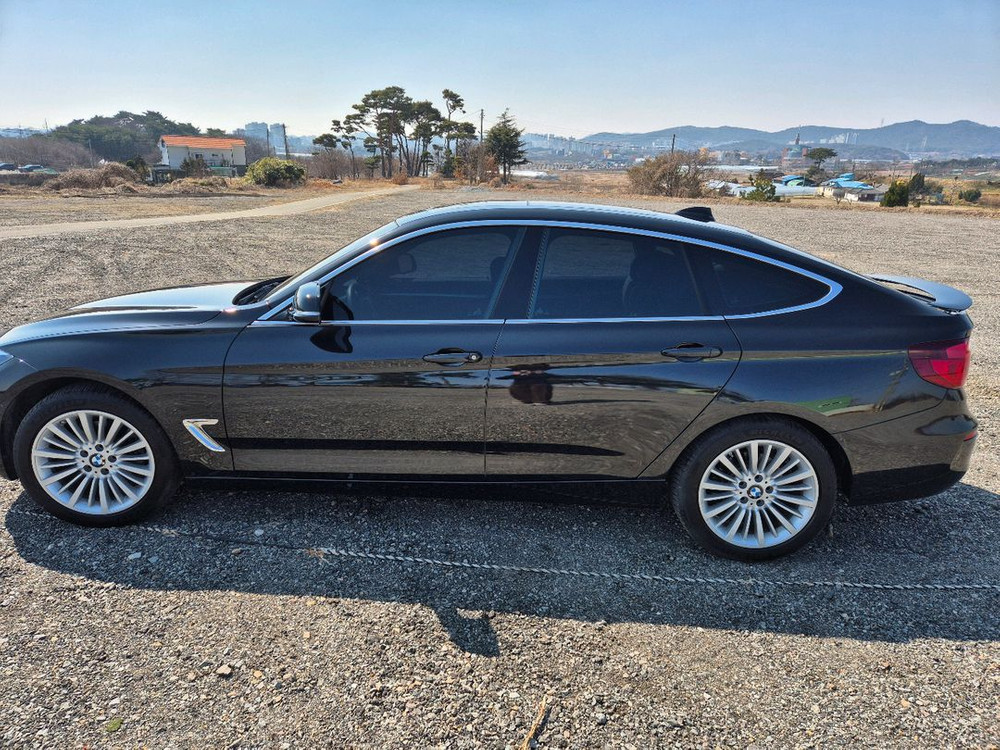bmw 3gt 럭셔리 풀옵20년형 이미지