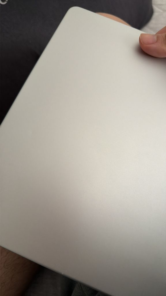 맥북 프로 14인치 m4 실버 이미지